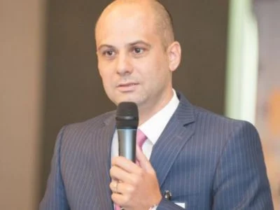 Navigând prin Inovație și Excelență: Un Dialog cu Razvan Rusu, fondatorul Leader Team Broker