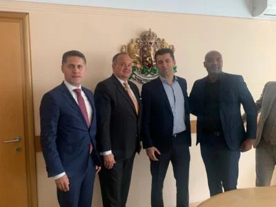 Beneficiile Exclusiviste ale Membrilor Avangard Business Club: Oportunități Unice pentru Succesul Profesional
