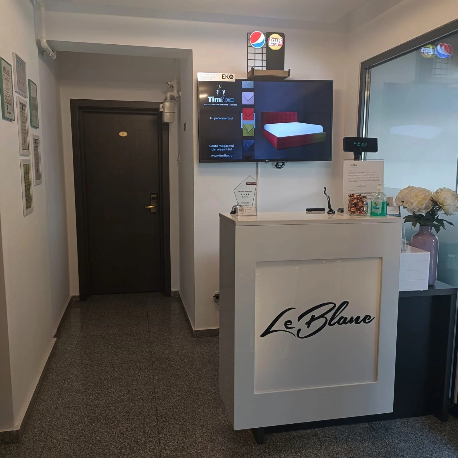 LE BLANC APART HOTEL 1