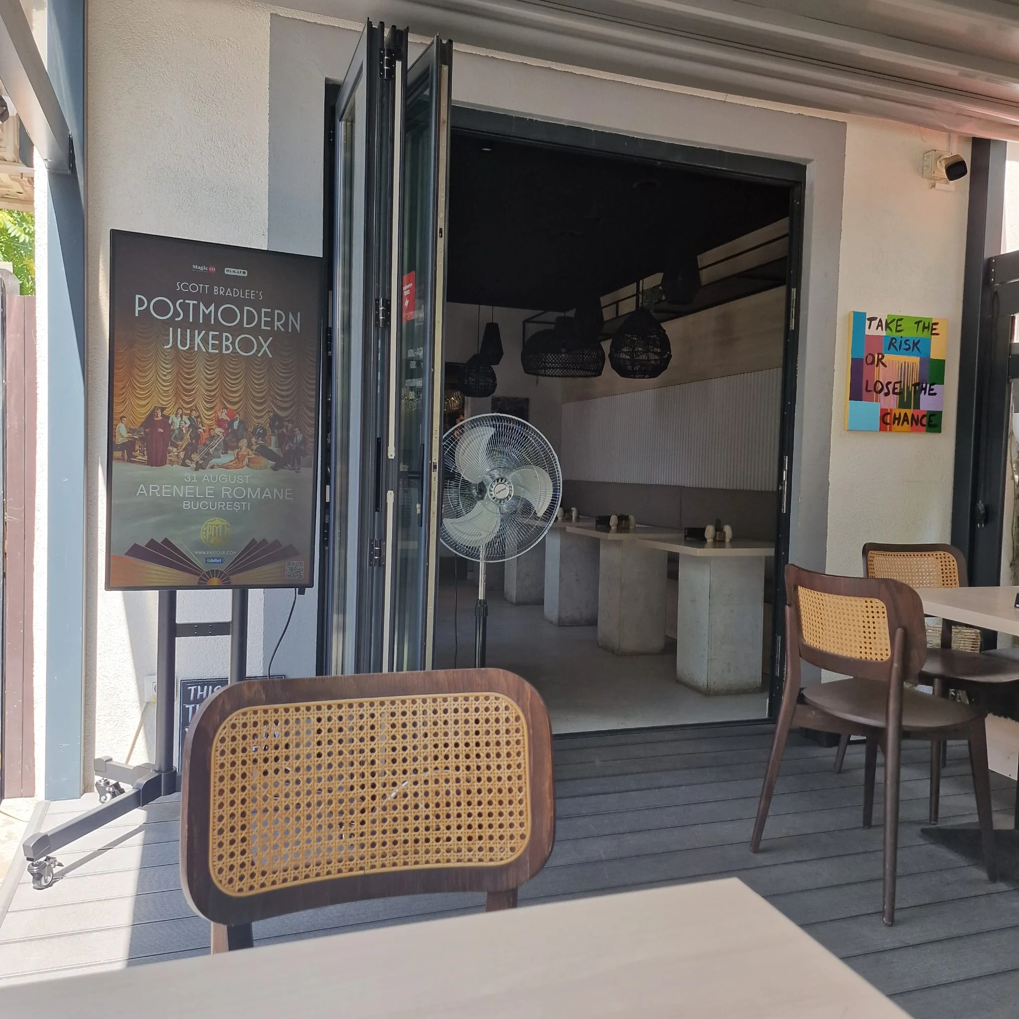 NEIGHBOURS KITCHEN & COFFEE
