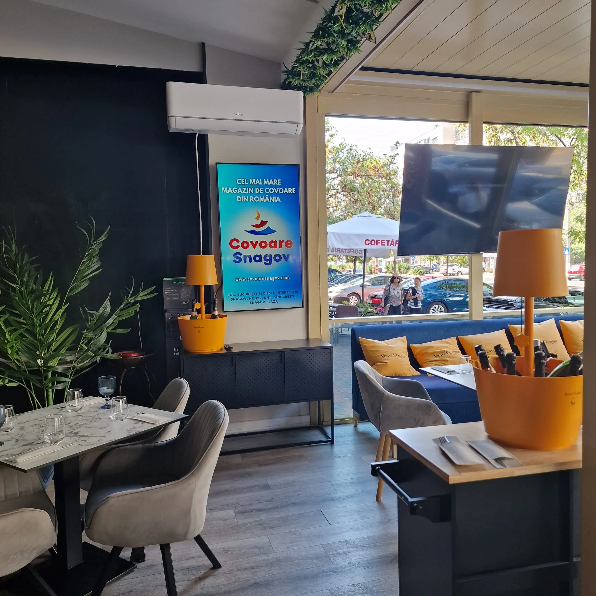 NYO LOUNGE